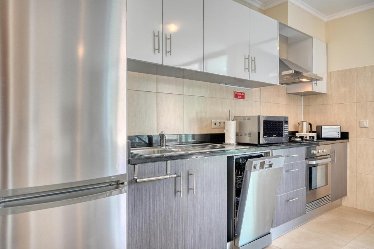 Apartamento Baia Machico, A In Madeira *